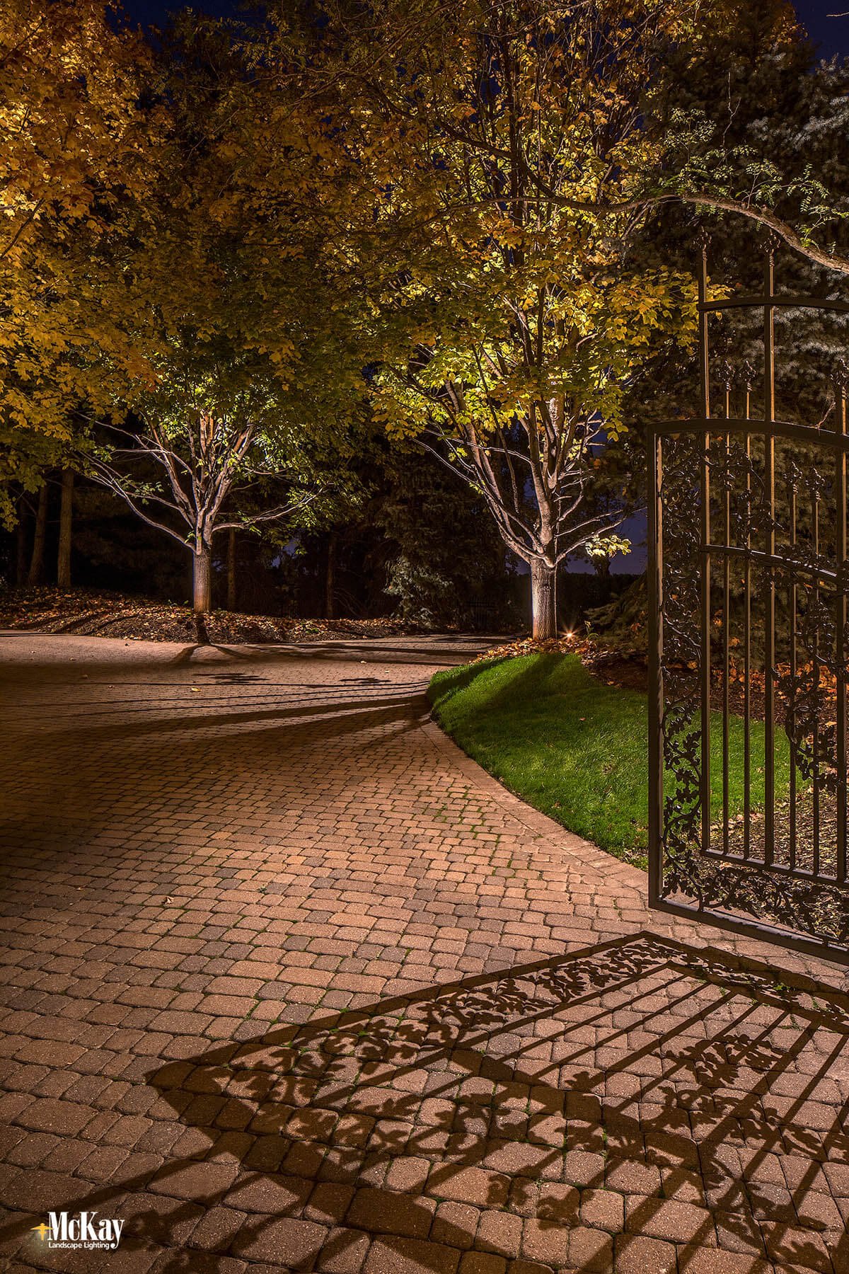 Driveway Lighting Ideas for Safety and Curb Appeal Omaha Nebraska - McKay Landscape Lighting