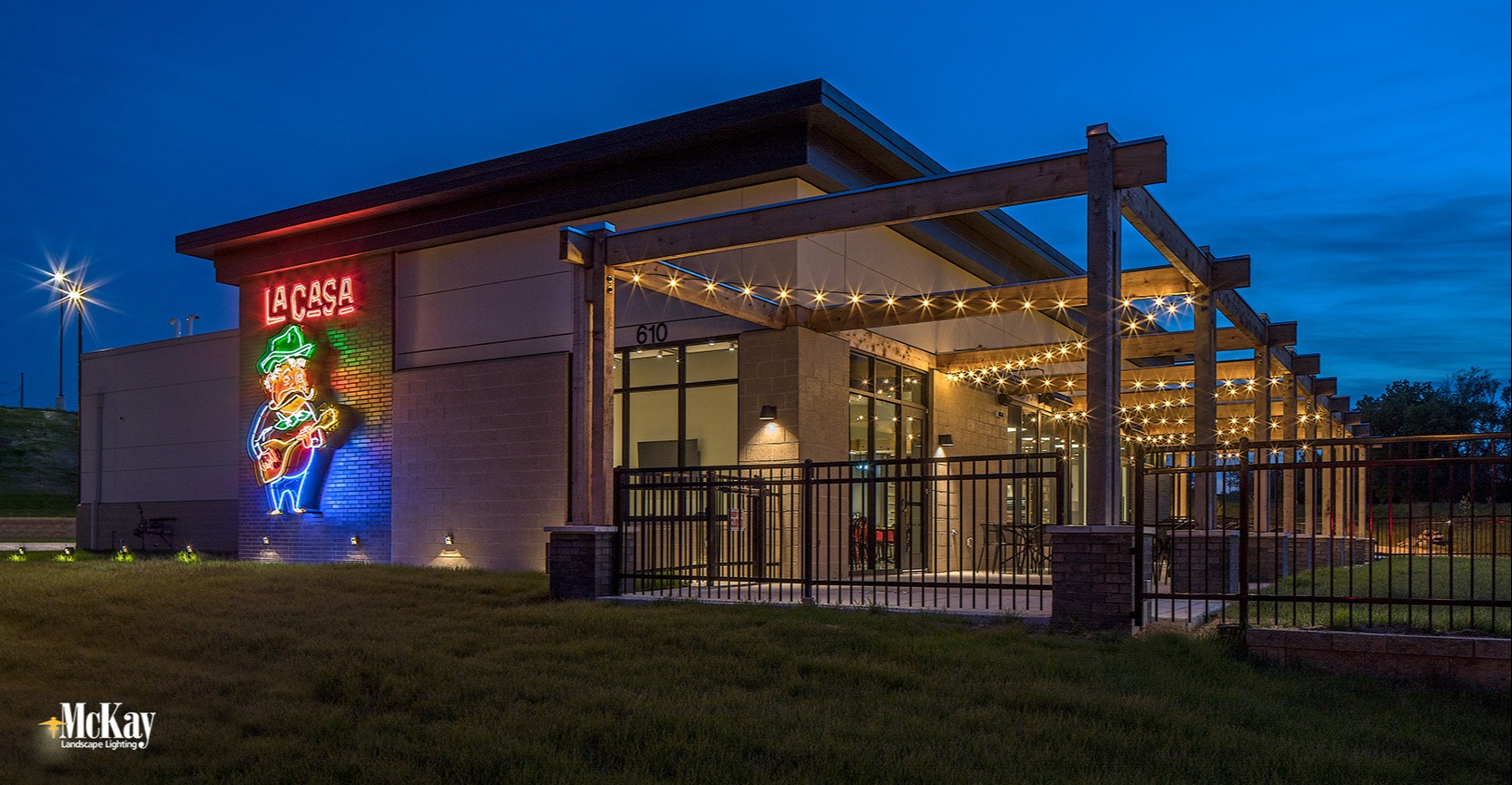outdoor restaurant patio lighting omaha nebraska La Casa McKay Landscape LightingL 02